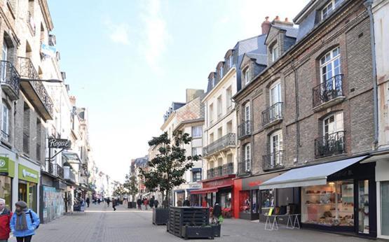 House Of Twenty, Calme,Rue Pietonne, Proche De La Mer, Wifi Gratuit Дьепп Экстерьер фото